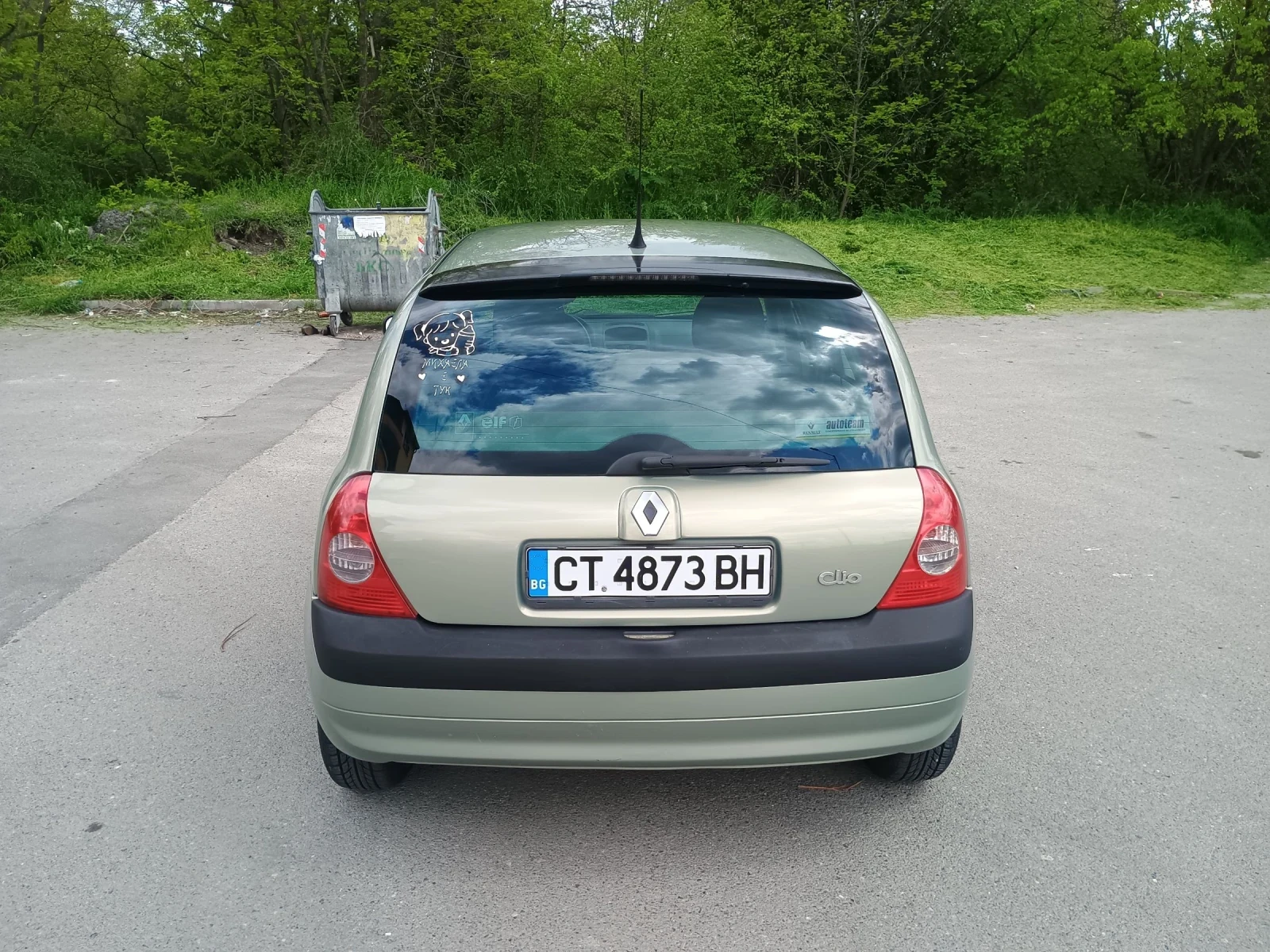 Renault Clio 2, снимка 4 - Автомобили и джипове - 54390877