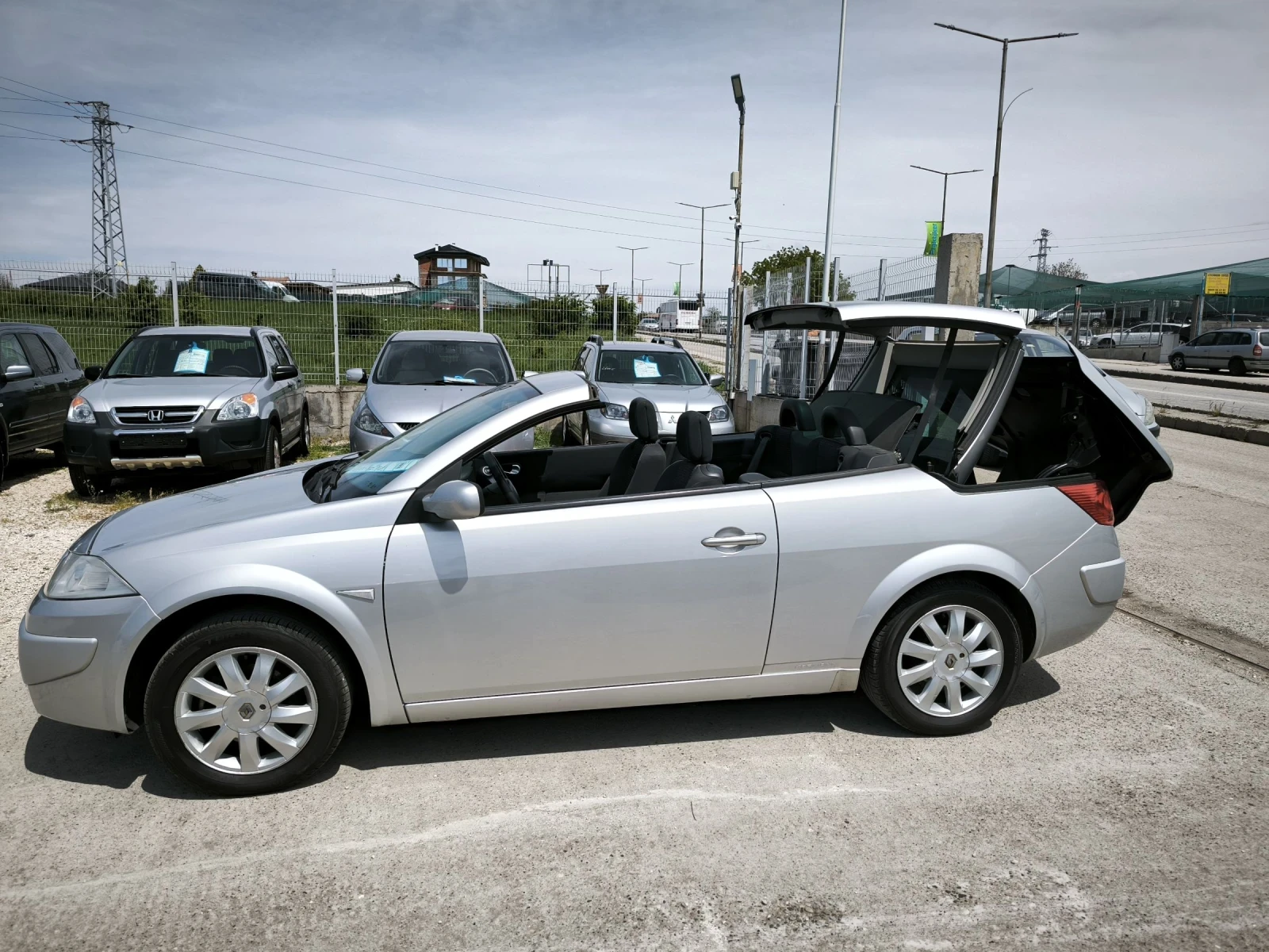 Renault Megane 1.6i | Mobile.bg � ����������� 11