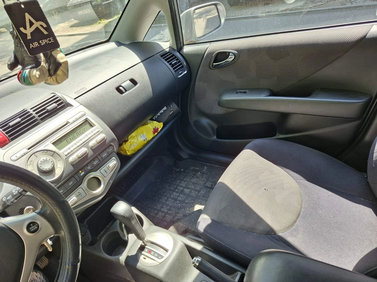 Honda Jazz, снимка 7 - Автомобили и джипове - 54425108