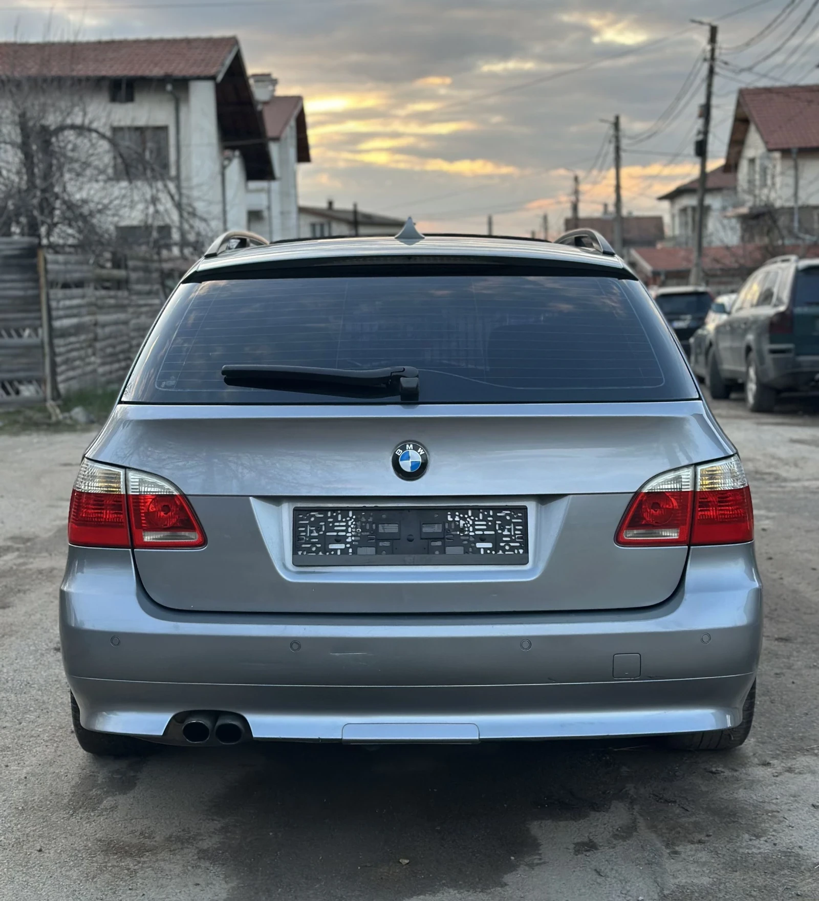 BMW 530 D/231hp Панорама-Подгрев, снимка 6 - Автомобили и джипове - 54527352