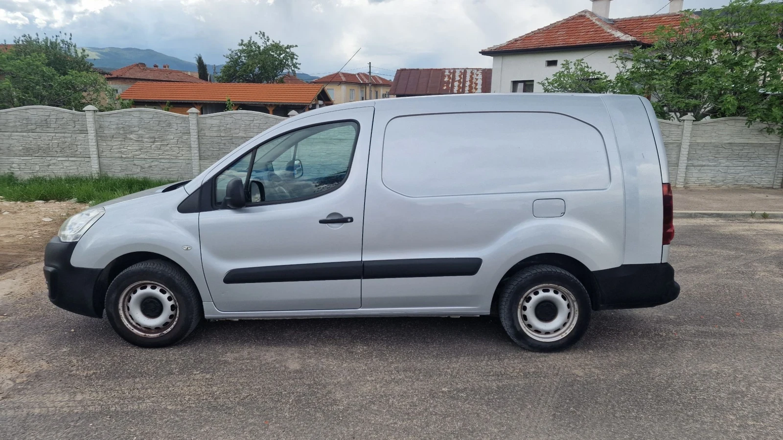 Peugeot Partner товарен, дълга база, снимка 3 - Автомобили и джипове - 54585085