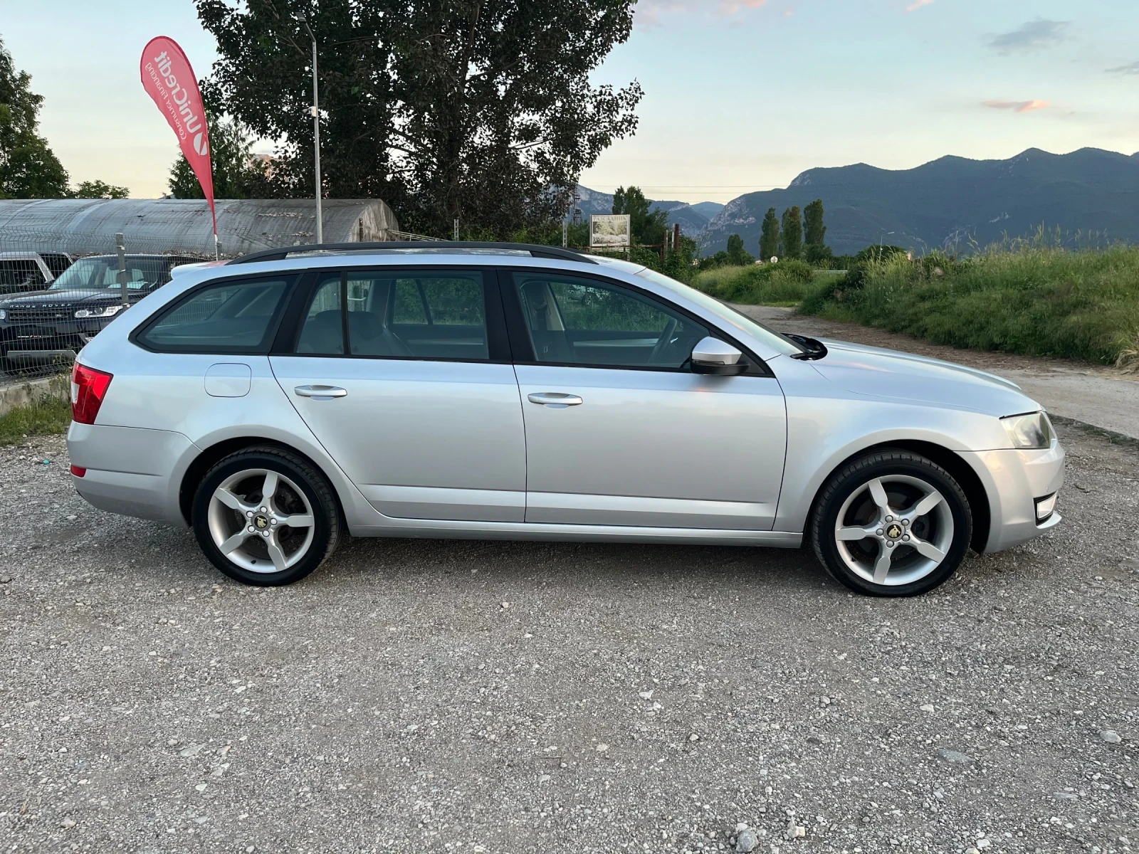 Skoda Octavia 1.6TDI-DSG-FEIS, снимка 4 - Автомобили и джипове - 54695019