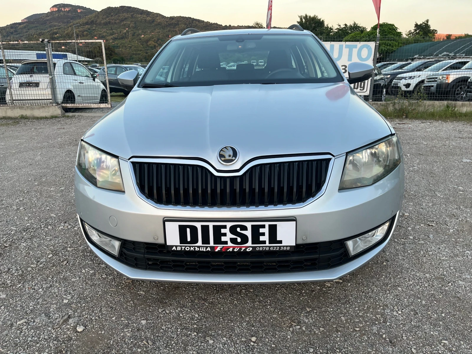 Skoda Octavia 1.6TDI-DSG-FEIS, снимка 2 - Автомобили и джипове - 54695019