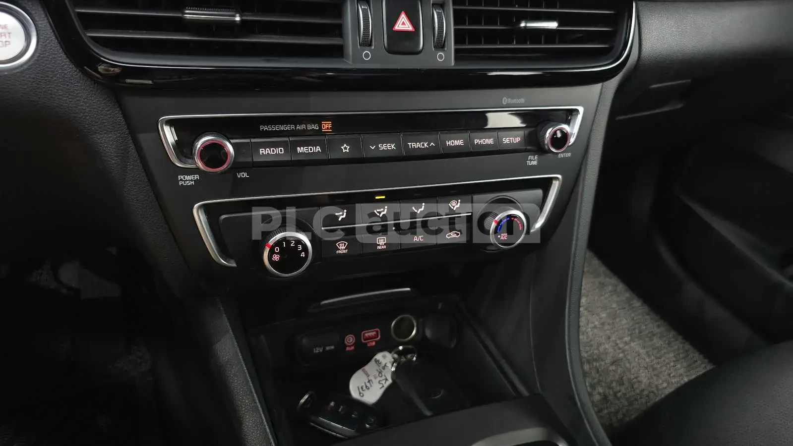 Kia K5 2.0| КАМЕРА| ПОДГРЕВ| DISTRONIC| ВКЛ.ТЕХНОТЕСТ, снимка 11 - Автомобили и джипове - 55009614