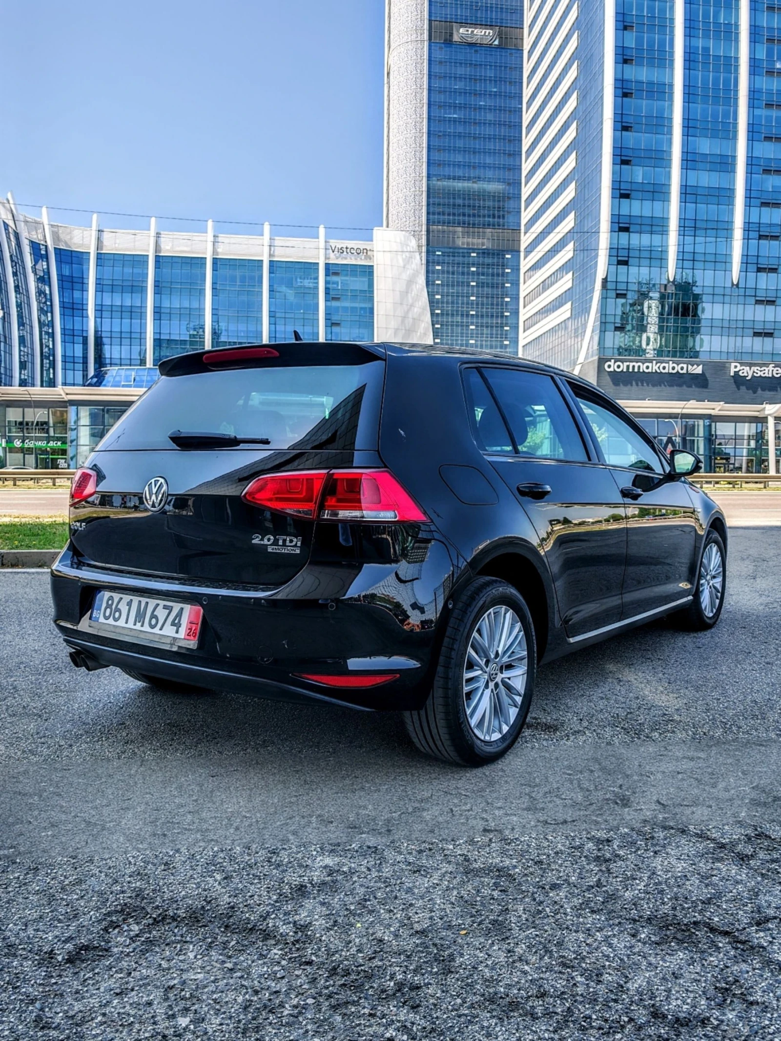 VW Golf 2.0TDI 150ps  4-MOTION 4X4  DISTRONIC  УНИКАТ, снимка 4 - Автомобили и джипове - 55331445
