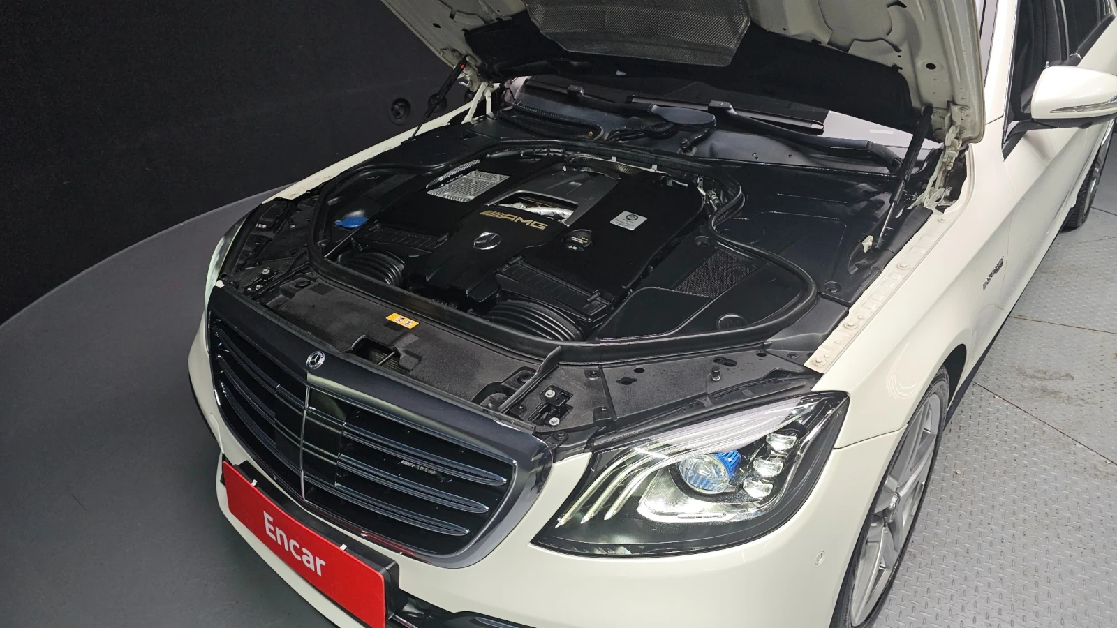 Mercedes-Benz S 63 AMG 4MATIC, снимка 5 - Автомобили и джипове - 55432465