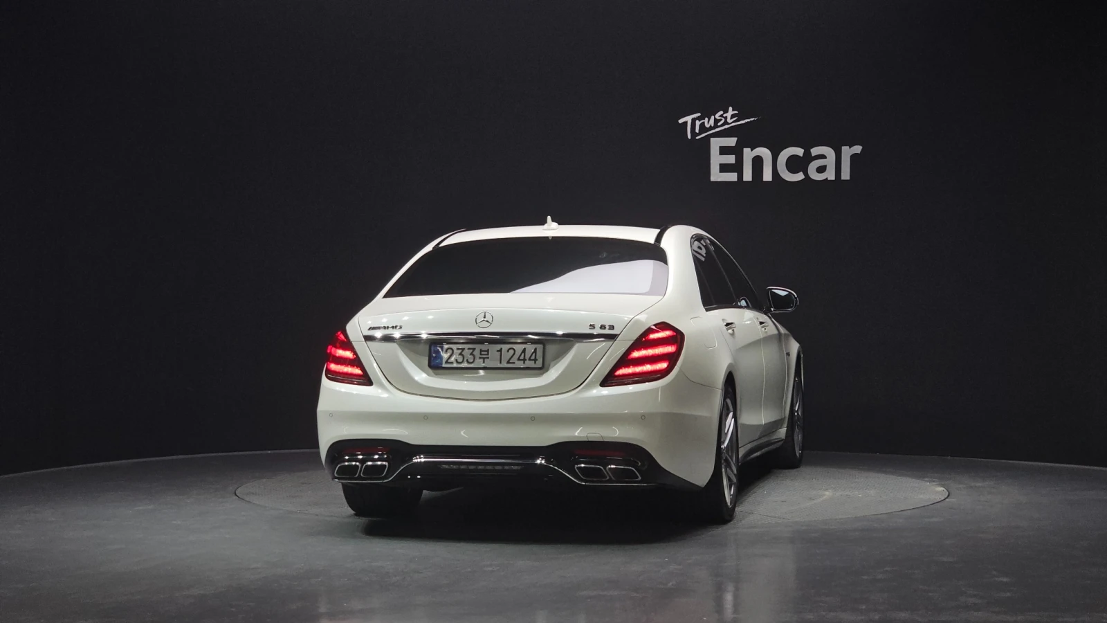 Mercedes-Benz S 63 AMG 4MATIC, снимка 4 - Автомобили и джипове - 55432465
