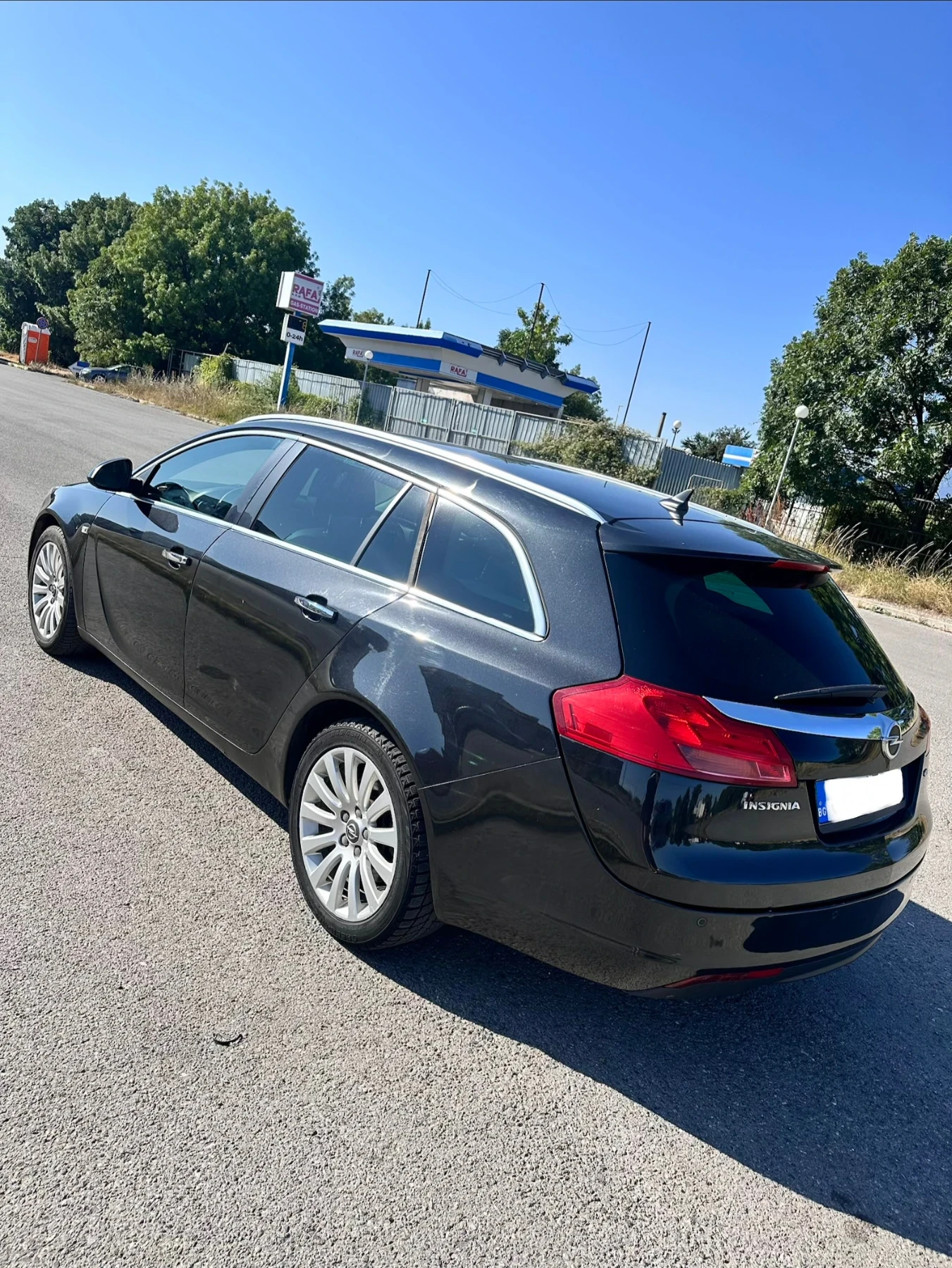 Opel Insignia 2.0 CDTI, снимка 4 - Автомобили и джипове - 55513029