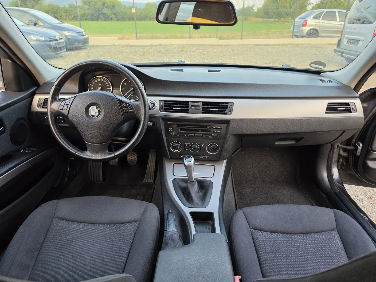 BMW 318, снимка 10 - Автомобили и джипове - 55659827