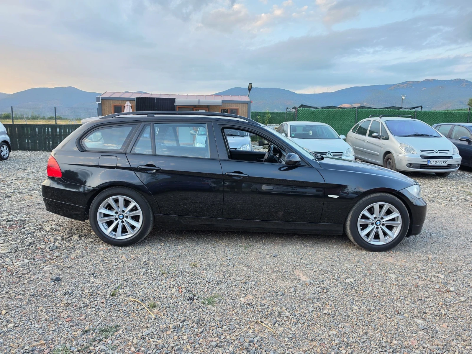 BMW 318, снимка 8 - Автомобили и джипове - 55659827