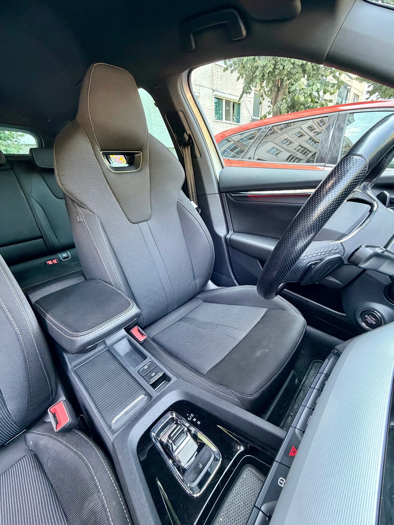 Skoda Octavia 2.0 TDI, снимка 12 - Автомобили и джипове - 55884761