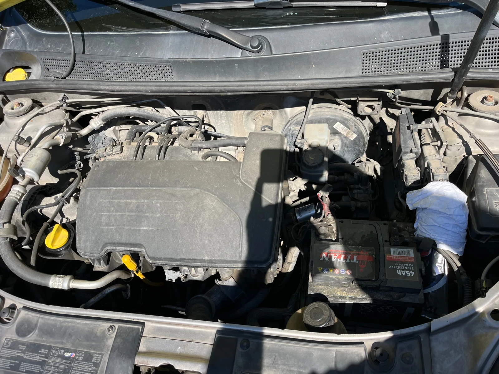 Dacia Logan 1.2 MCV GAZ, снимка 15 - Автомобили и джипове - 56002974
