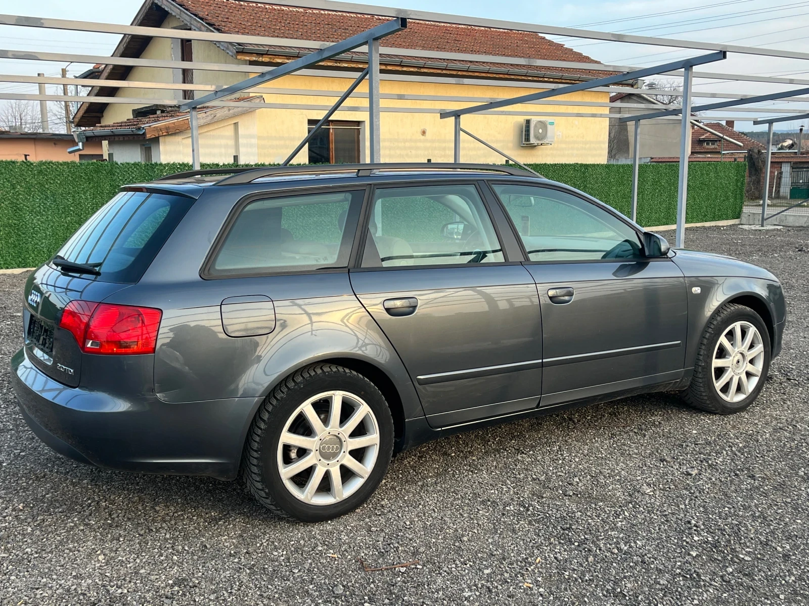Audi A4 2.0TDI 140кс, снимка 5 - Автомобили и джипове - 56011852