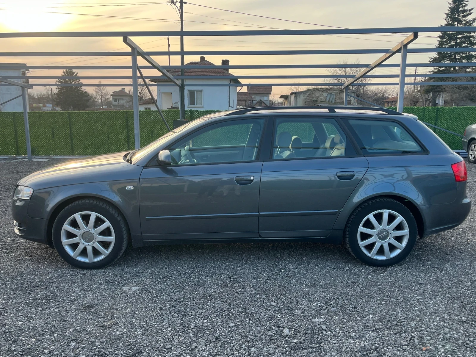 Audi A4 2.0TDI 140кс, снимка 4 - Автомобили и джипове - 56011852