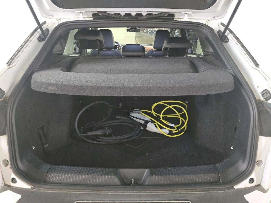 VW ID.4 Европейска Pro SOH 96.49, снимка 7 - Автомобили и джипове - 56121503