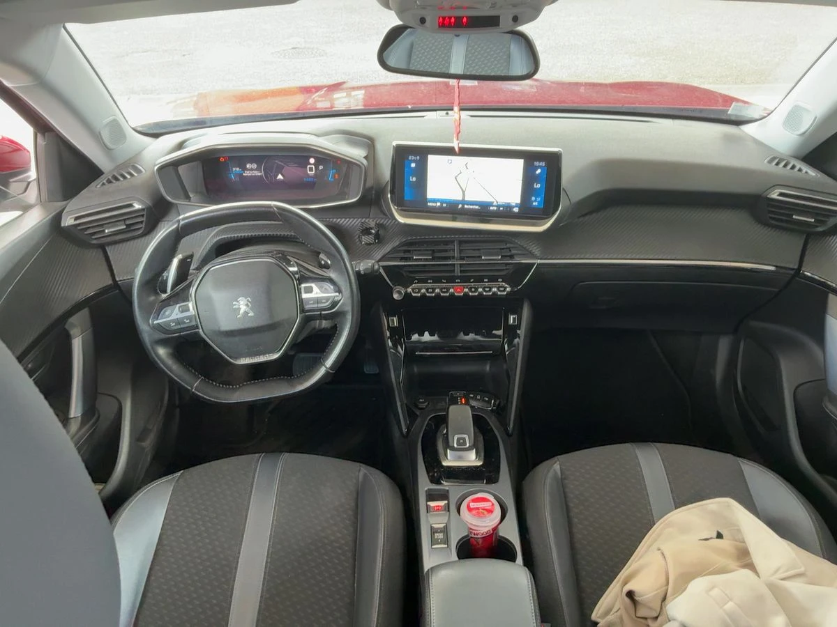 Peugeot 2008 1, 5 HDI, снимка 5 - Автомобили и джипове - 56447780