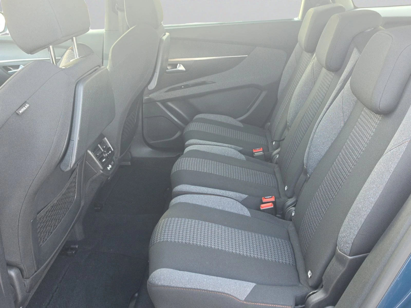 Peugeot 5008 New Line ACTIVE 1.5 BlueHDi 130 S&S EAT8//2109R26  | Mobile.bg � ����������� 12