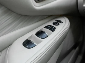 Nissan Murano SL AWD combines premium comfort, снимка 15