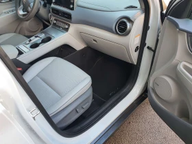 Hyundai Kona GLS Premium (Sunroof) EV 64kWh H076 P6W/SRX, снимка 9