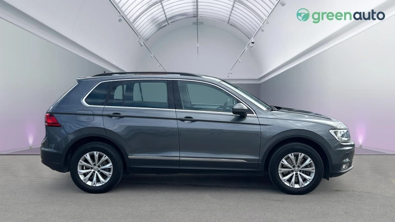 VW Tiguan 2.0 TSi 4 Motion, Месечна вноска от 679 лв., снимка 4 - Автомобили и джипове - 48523558