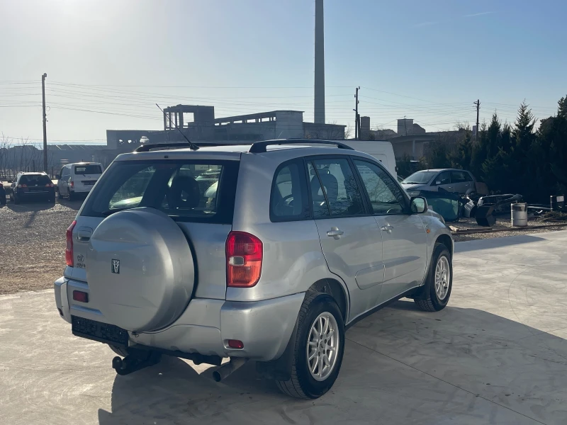 Toyota Rav4 145000км, снимка 6 - Автомобили и джипове - 48614027