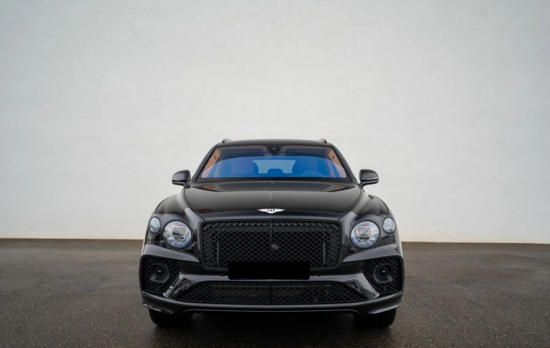 Bentley Bentayga S V8 = Blackline Specifications= Гаранция, снимка 1 - Автомобили и джипове - 48897100