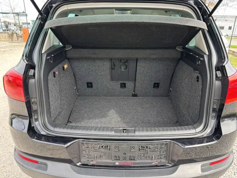 VW Tiguan 2.0TDI XENON, снимка 11 - Автомобили и джипове - 49939728