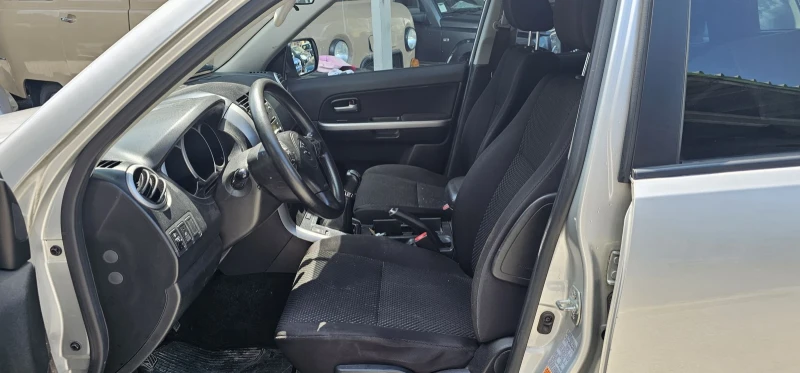 Suzuki Grand vitara 1.9d 130h.p ПОДГРЕВИ, снимка 8 - Автомобили и джипове - 50846847