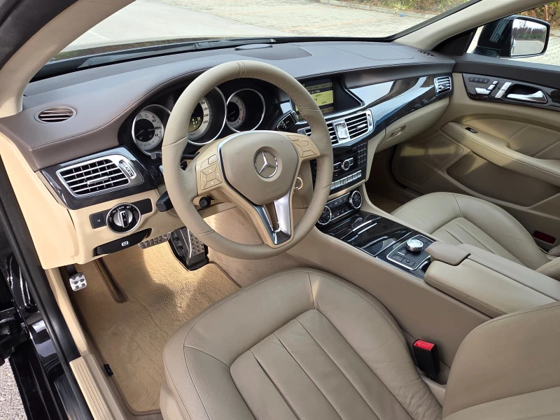 Mercedes-Benz GLS 350 AMG 4MATIC, снимка 11 - Автомобили и джипове - 52578006