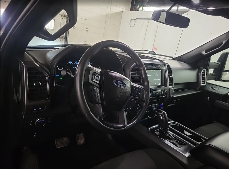 Ford F150 XLT CREW CAB STD BED, снимка 8 - Автомобили и джипове - 52666851