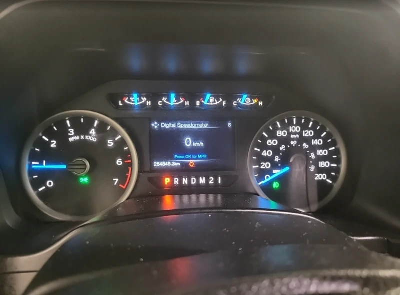 Ford F150 XLT CREW CAB STD BED, снимка 9 - Автомобили и джипове - 52666851