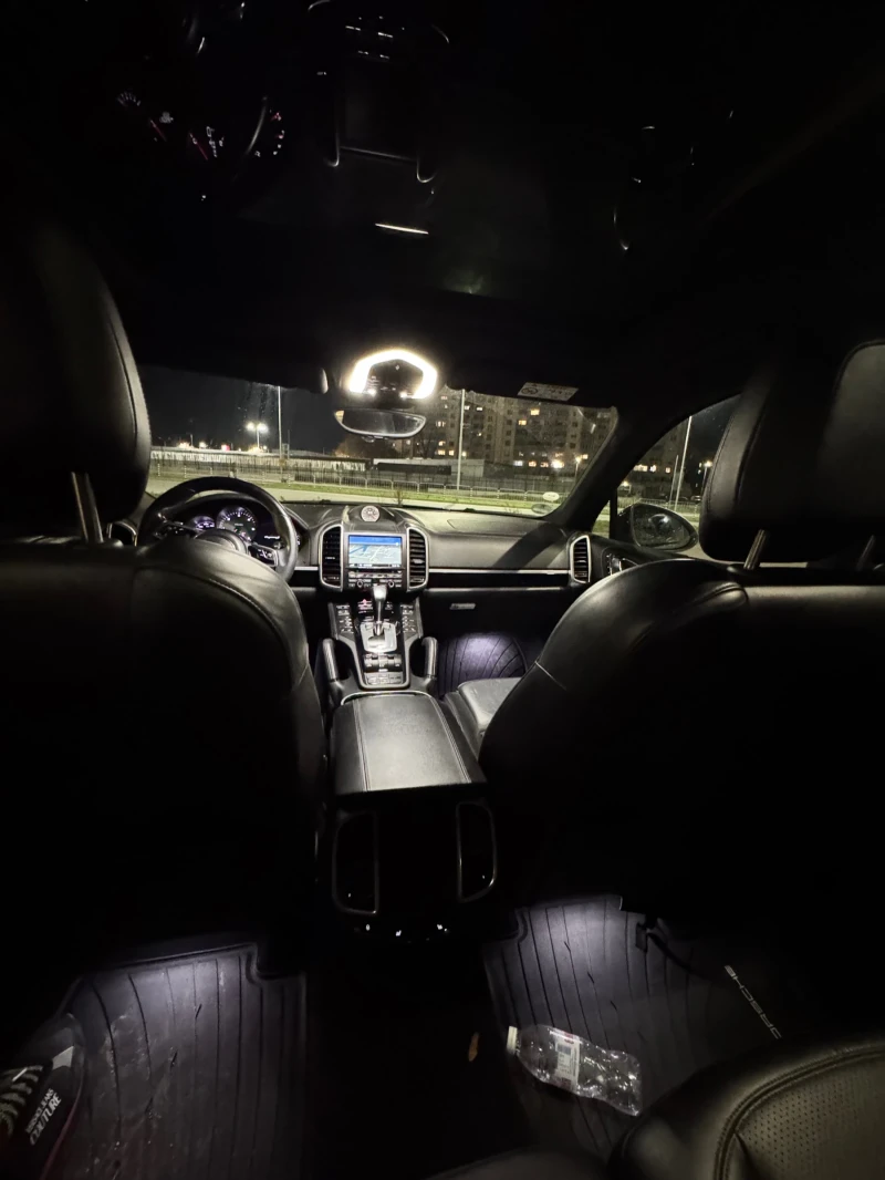 Porsche Cayenne 4.2, снимка 5 - Автомобили и джипове - 52918136