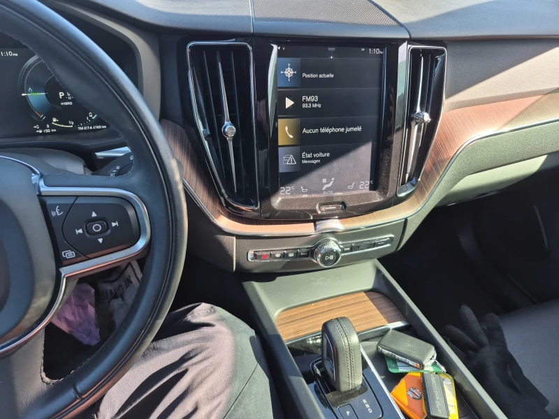 Volvo XC60 T8 Inscription Expression Plug-in Hybrid , снимка 9 - Автомобили и джипове - 53559806