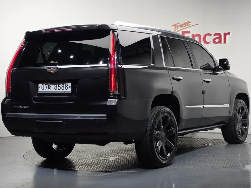 Cadillac Escalade 6.2