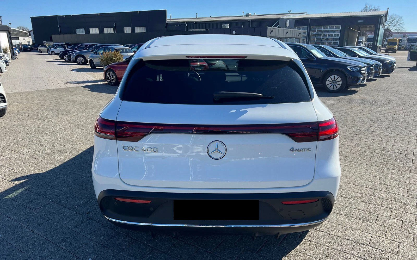 Mercedes-Benz EQC 00 4Matic = AMG Line= Advanced Package Гаранция - изображение 3