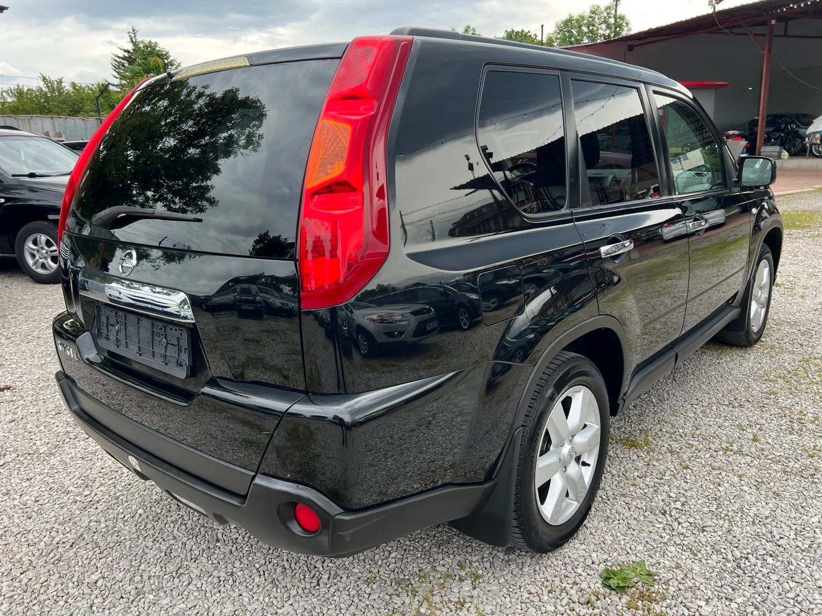 Nissan X-trail 2.5i* 4x4* ШВЕЙЦАРИЯ* КОЖА* НАВИГАЦИЯ* КАМЕРА*  - изображение 5