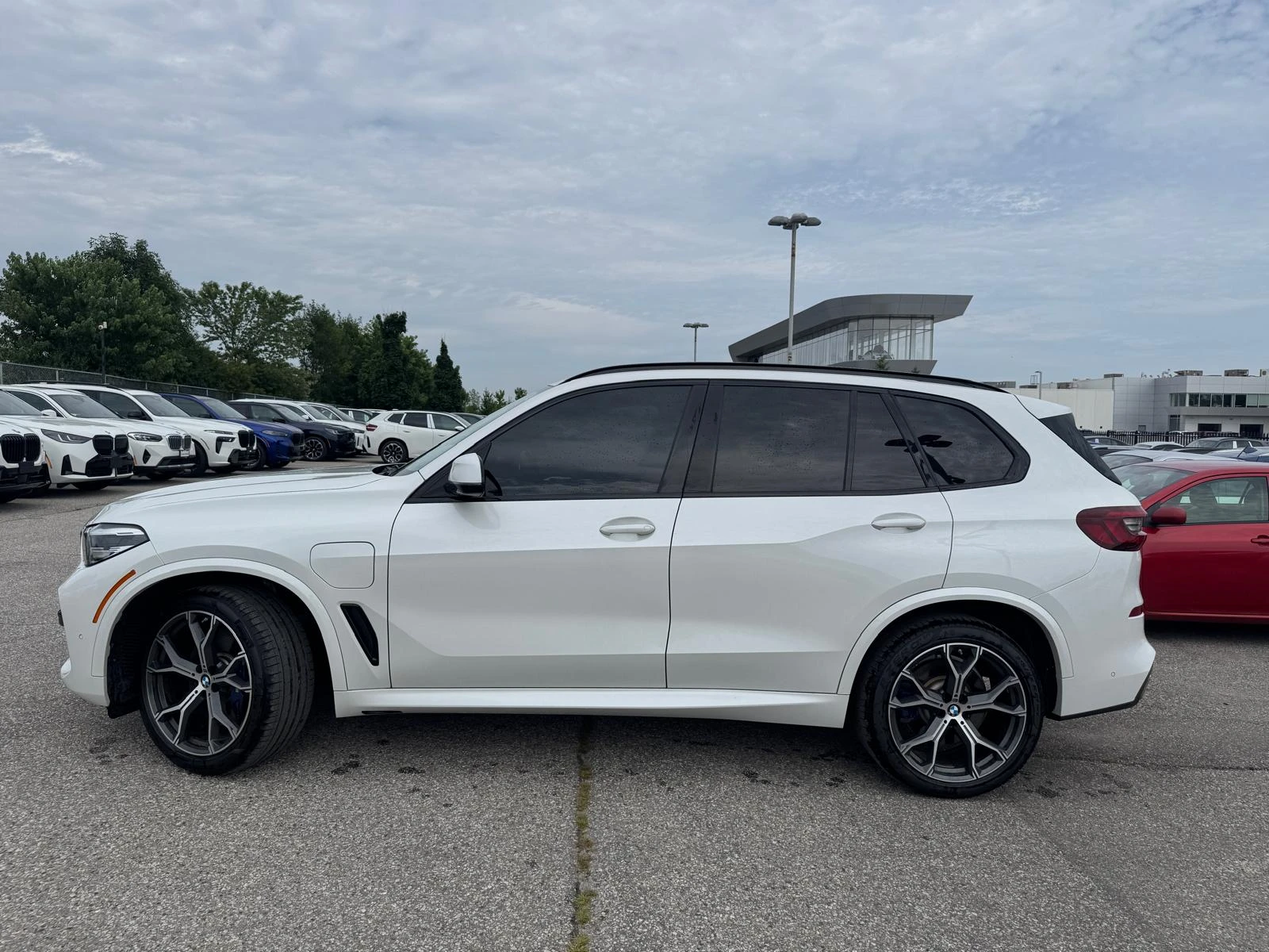 BMW X5 xDrive45e CARFAX АВТО КРЕДИТ  - изображение 2