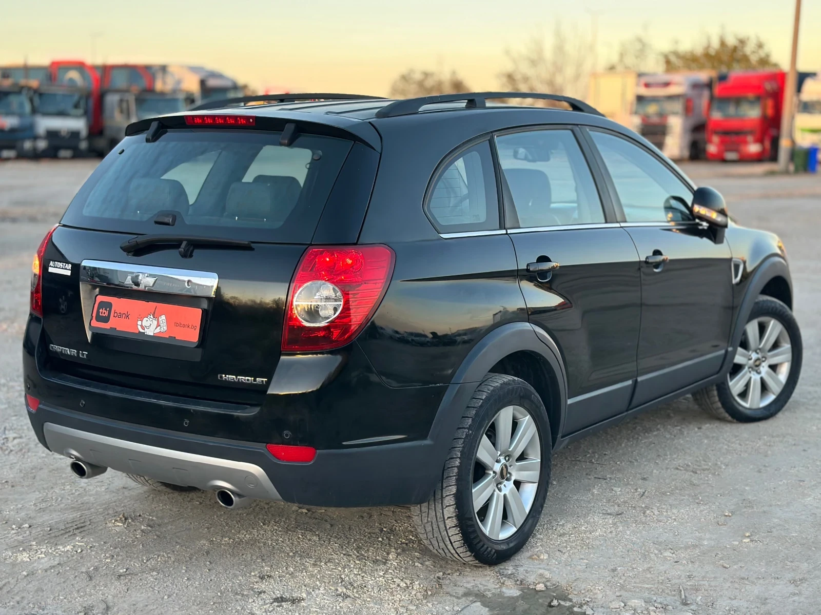 Chevrolet Captiva LT 7-МЕСТЕН / 2.0D 150HP / 4X4 / РЕАЛЕН ПРОБЕГ - изображение 6