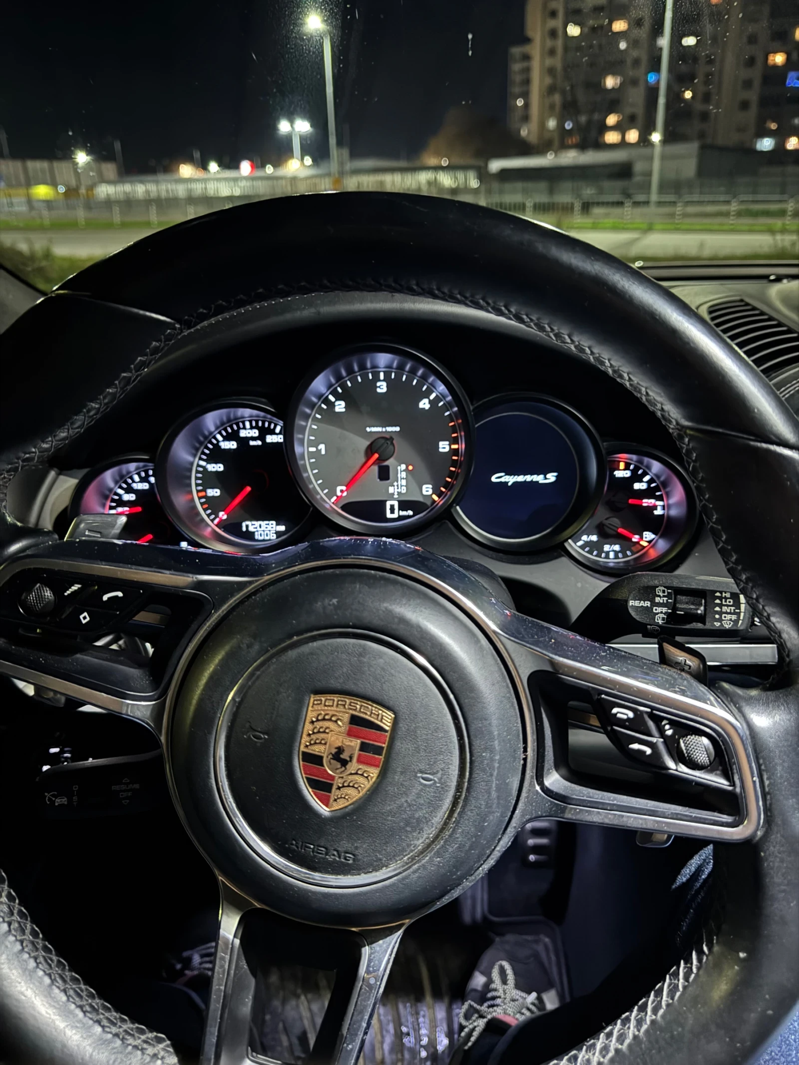 Porsche Cayenne 4.2 - изображение 6