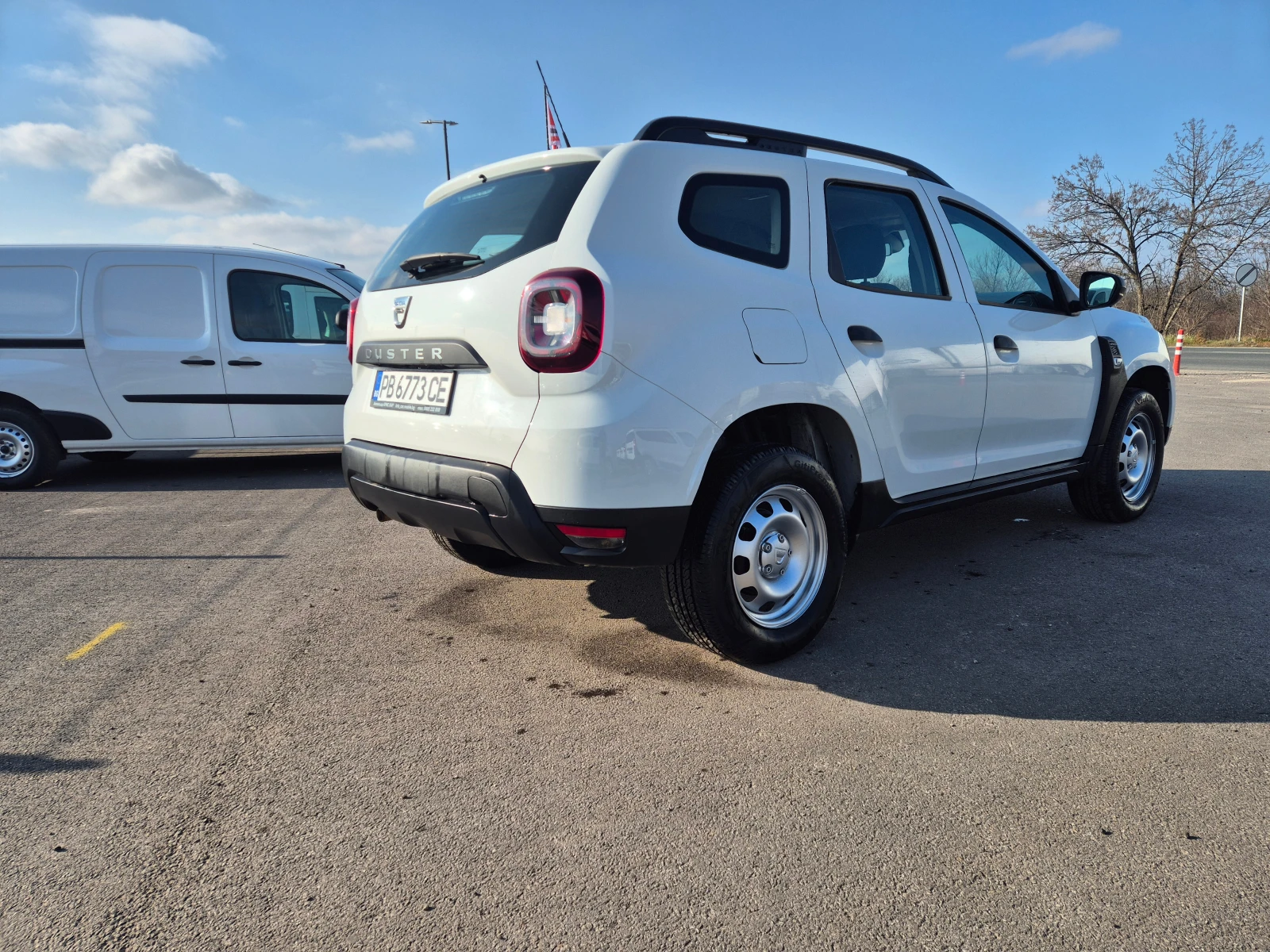 Dacia Duster N1 4x4 M/T1.5 DCI - изображение 6