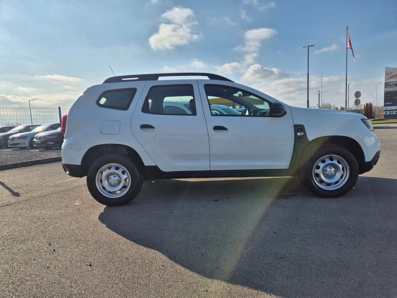 Dacia Duster N1 4x4 M/T1.5 DCI - изображение 7