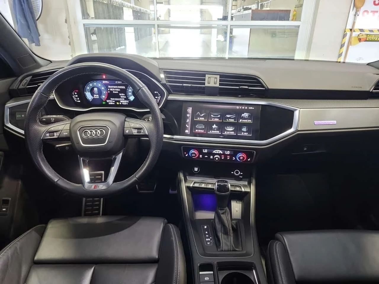 Audi Q3 * PROGRESSIV * CARFAX * �������� * ������ ����� | Mobile.bg � ����������� 10