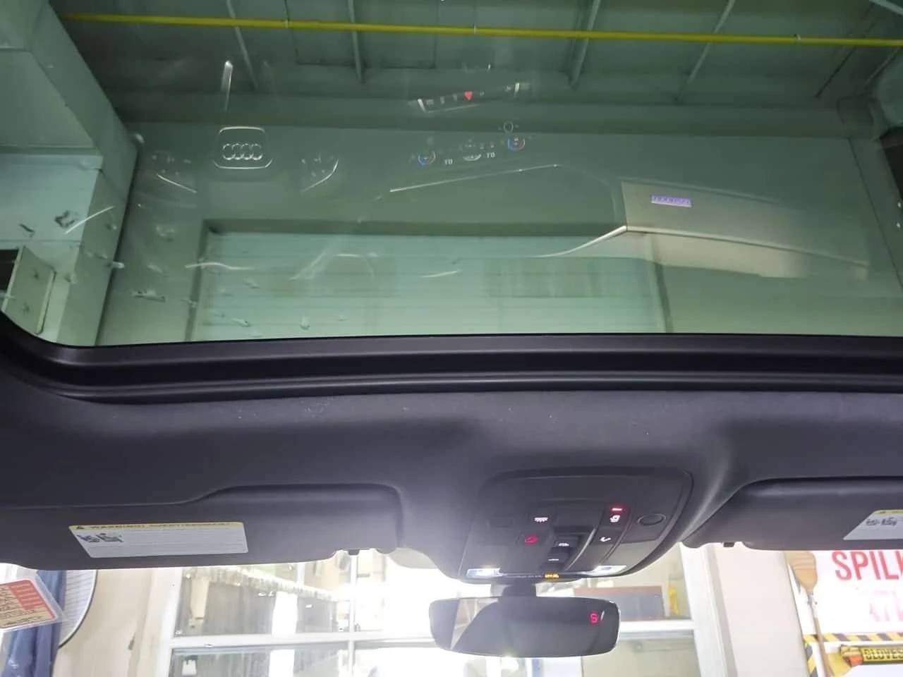 Audi Q3 * PROGRESSIV * CARFAX * �������� * ������ ����� | Mobile.bg � ����������� 12