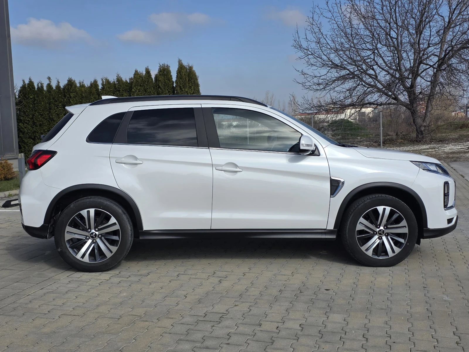 Mitsubishi ASX 2.0i 4x4 SWISS EDITION , снимка 6 - Автомобили и джипове - 54465418