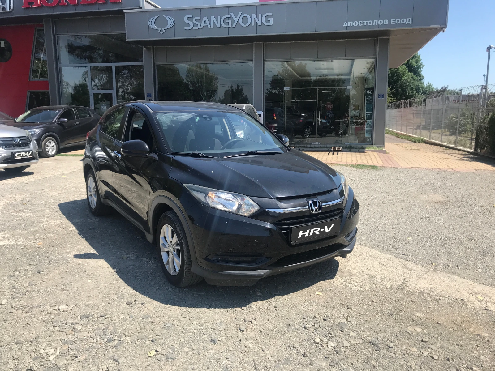 Honda Hr-v 1, 5 i-VTEC, снимка 2 - Автомобили и джипове - 55442012