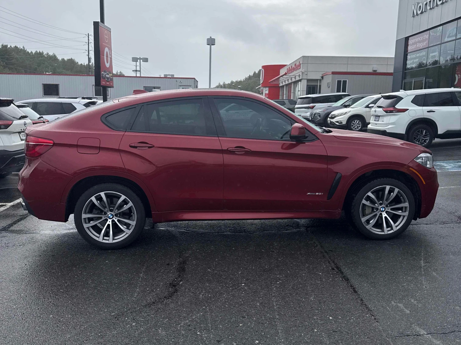 BMW X6 * xDrive50i* CARFAX* АВТОКРЕДИТ* , снимка 3 - Автомобили и джипове - 55800608