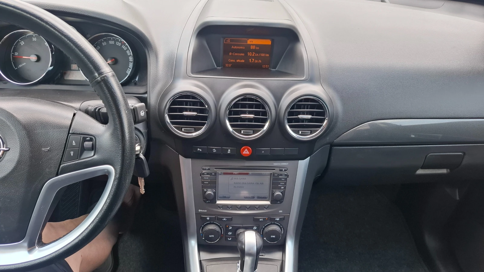 Opel Antara 2.2 CDTI 82хил км 4х4, снимка 15 - Автомобили и джипове - 55903452