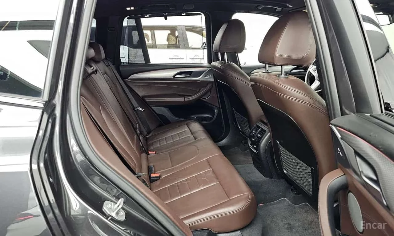 BMW X3 * xDrive 30d M Sport * Обдухване * HUD * Панорама , снимка 12 - Автомобили и джипове - 56203554