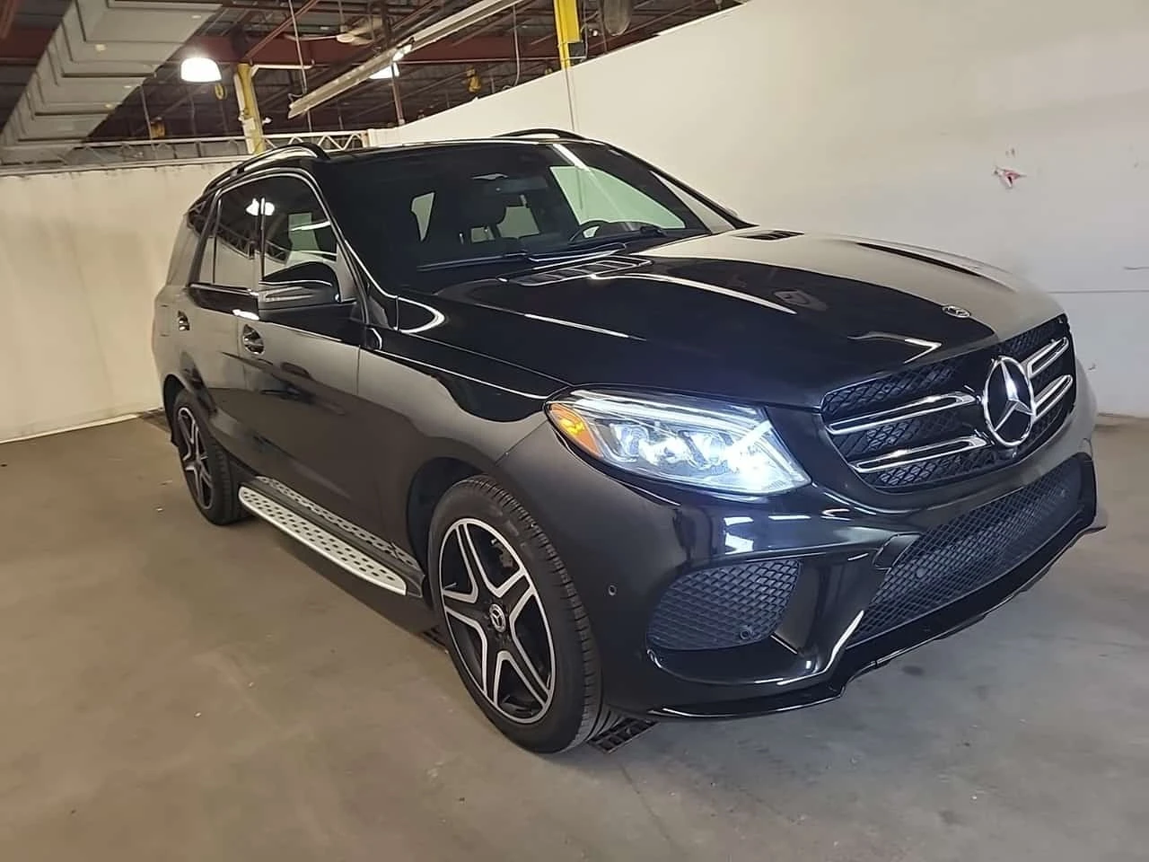 Mercedes-Benz GLE 500 * 550 * CARFAX * , снимка 2 - Автомобили и джипове - 56219315