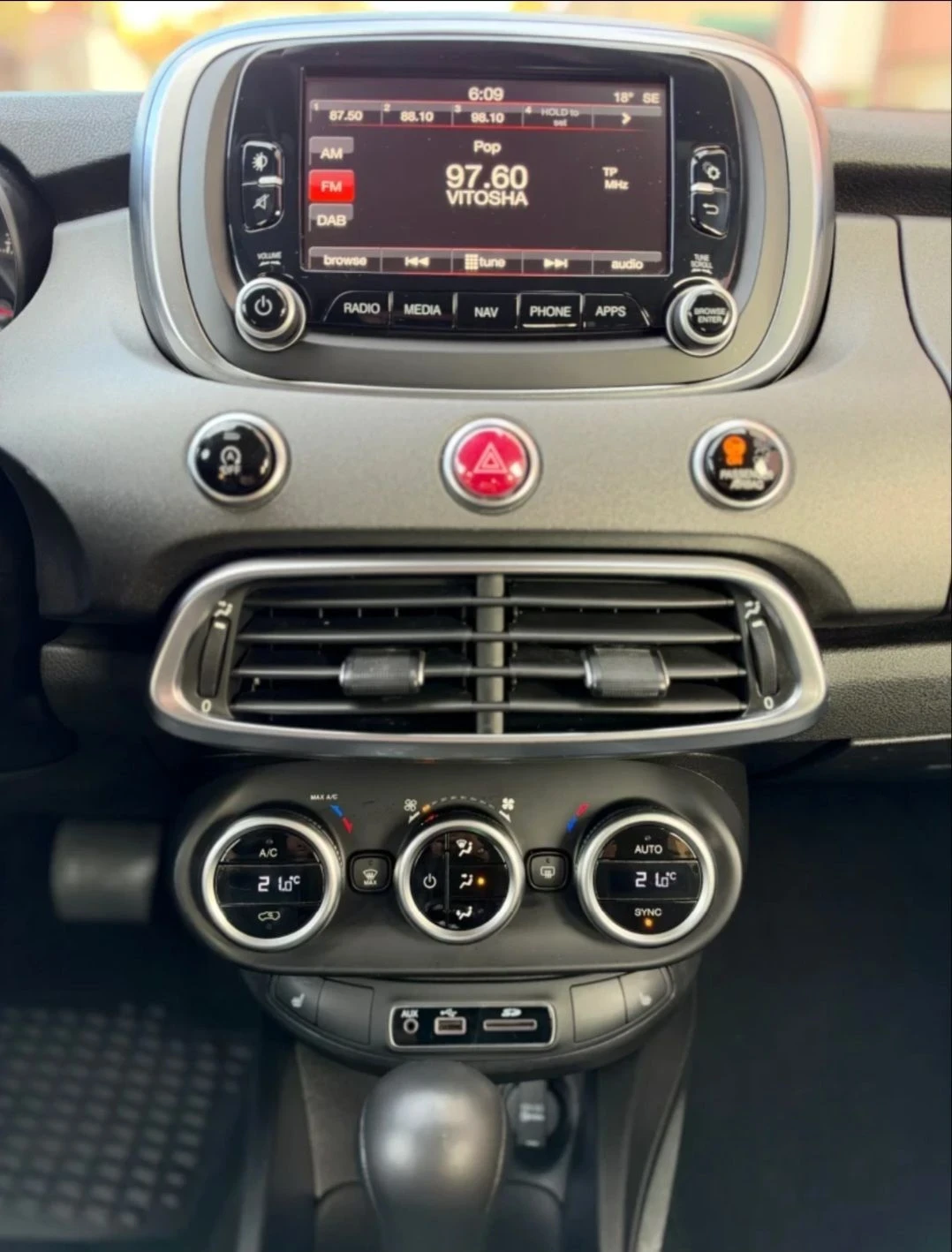 Fiat 500X 4Х4, снимка 6 - Автомобили и джипове - 56446711